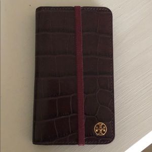 Tory Burch phone case/wallet